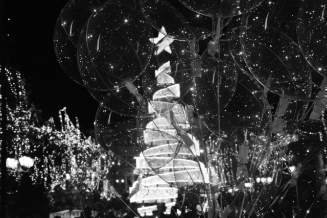 Syntagma square, Athens. Christmas tree and balloons.